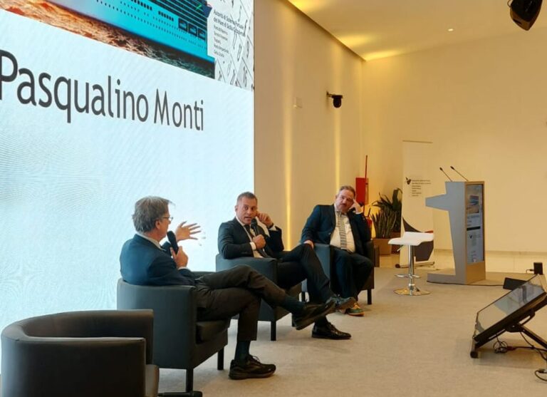 “Noi, il Mediterraneo”, un’unica Spa per gestire la portualità italiana “Noi, il Mediterraneo”, un’unica Spa per gestire la portualità italiana
