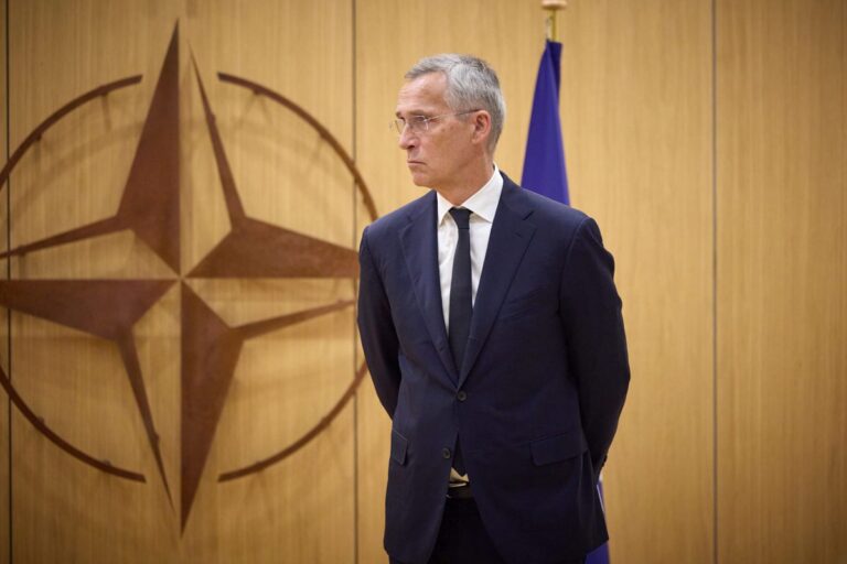 Nato, Stoltenberg: “Continuiamo a sostenere l’Ucraina”