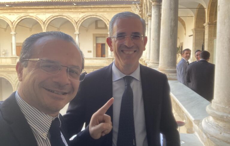 De Luca: “Falcone sarà l’unico sopravvissuto del governo Schifani”