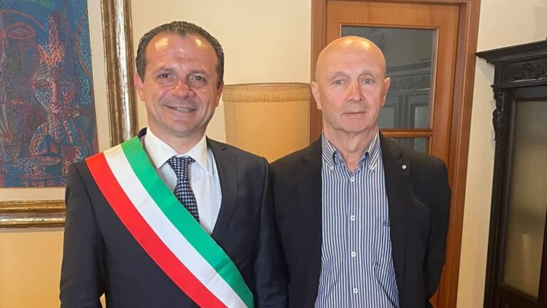 De Luca rinomina Lo Monaco assessore: “Ha la mia fiducia”