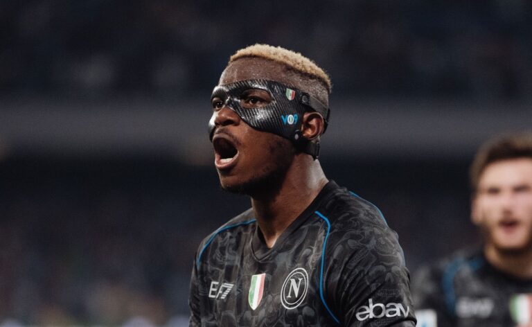 Napoli-Osimhen, Adl non molla per il rinnovo Napoli-Osimhen, Adl non molla per il rinnovo