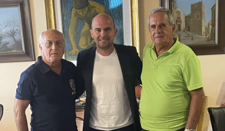 Tuffo a mare e corsa, nel 2024 a Taormina torna lo storico evento