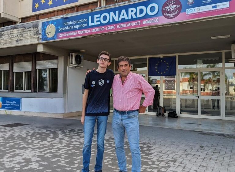 Piccoli geni crescono: il taorminese Simone Pagano premiato per la web app Aulabook