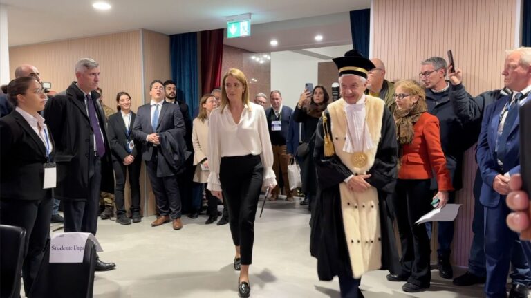 Metsola: “Difendere gli interessi europei nel mondo globale”