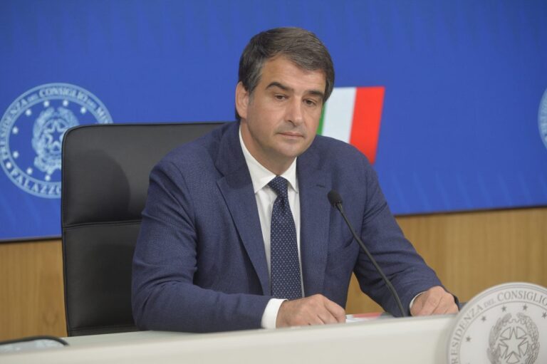 Pnrr, Fitto: “Per la quinta rata raggiungeremo obiettivi entro fine anno”