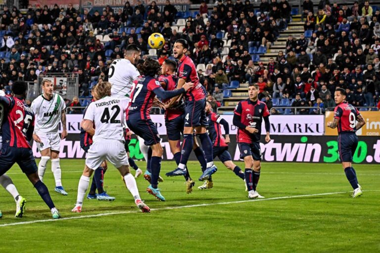 Impresa del Cagliari, Sassuolo battuto in rimonta 2-1 Impresa del Cagliari, Sassuolo battuto in rimonta 2-1