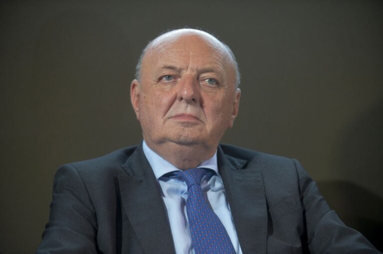 Nucleare, Pichetto: “Costruire centrali non è in programma”