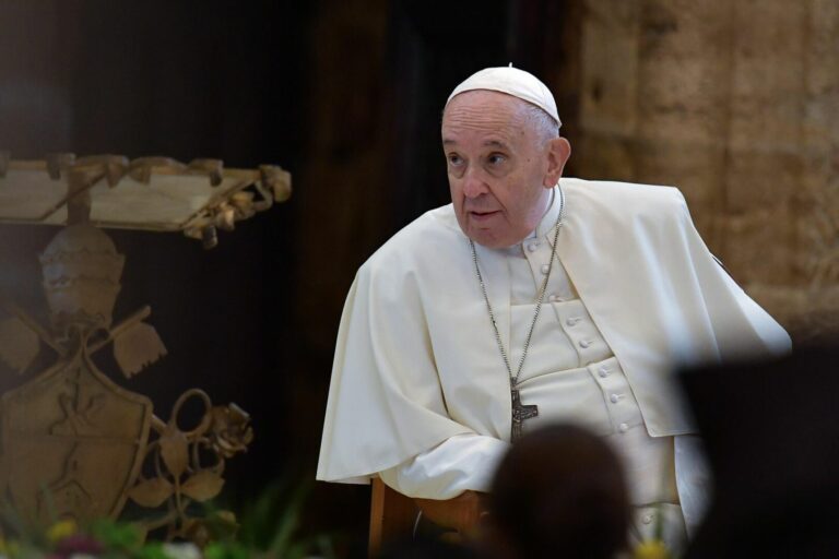 Papa Francesco: “In Terra Santa sarà un Natale di lutto” Papa Francesco: “In Terra Santa sarà un Natale di lutto”