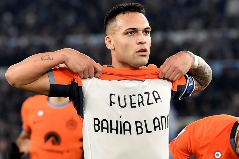 Inter batte Lazio 2-0 e vola via, Lautaro gol e cuore Inter batte Lazio 2-0 e vola via, Lautaro gol e cuore