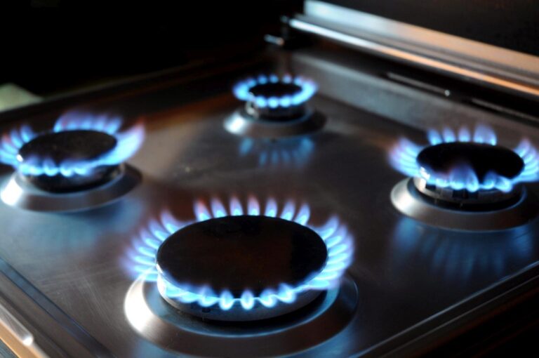 Il prezzo del gas continua a scendere