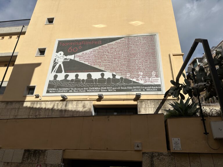 Palacongressi, il mosaico “Cinema a Taormina” farà la fine di Molior?
