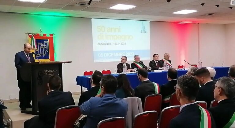 I 50 anni di Anci Sicilia, i Comuni guardano al futuro I 50 anni di Anci Sicilia, i Comuni guardano al futuro