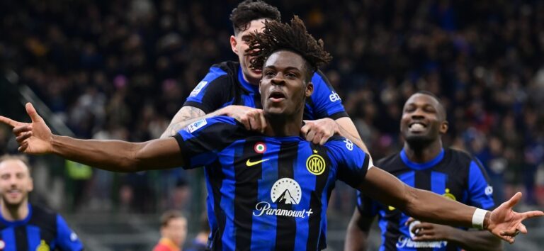 Inter-Lecce 2-0, la capolista non si ferma
