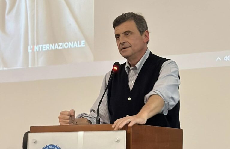 Calenda: “Meloni non ha compreso che rappresenta tutti”