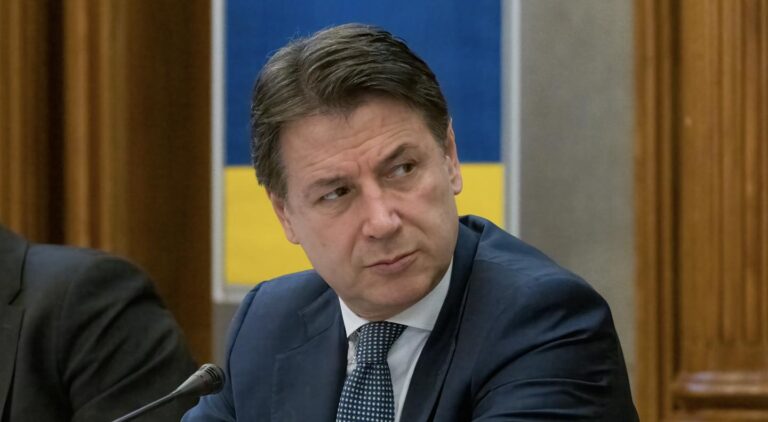 Conte: “Mi preoccupa un premier che racconta menzogne”