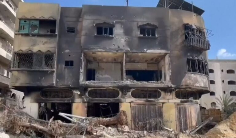 Gaza, ancora sangue: colpita sede Mezzaluna rossa