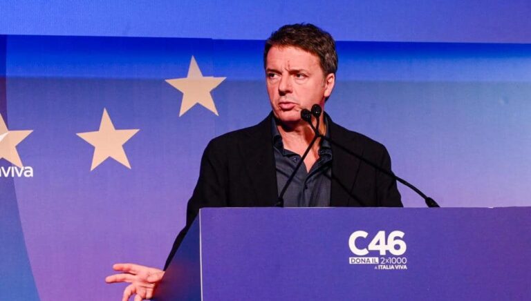 Renzi: “No ai sovranismi, sì agli Stati Uniti d’Europa” Renzi: “No ai sovranismi, sì agli Stati Uniti d’Europa”