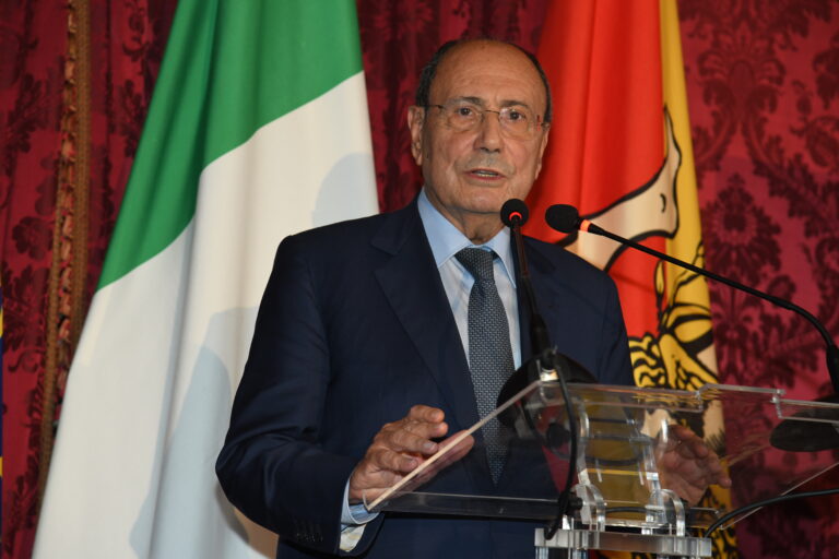 Conti Regione, Schifani: “Bene CdM, forte intesa con il governo nazionale” Conti Regione, Schifani: “Bene CdM, forte intesa con il governo nazionale”