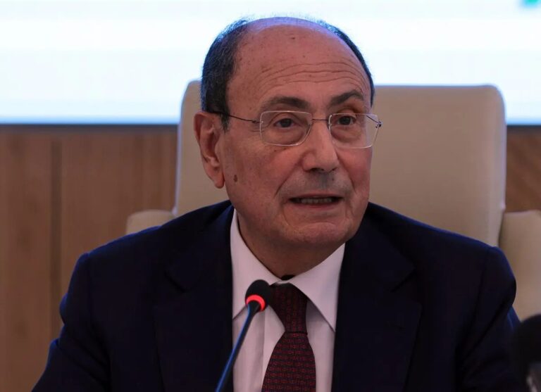 Schifani: “Mobilitazione sociale e politica contro scandalo caro voli”