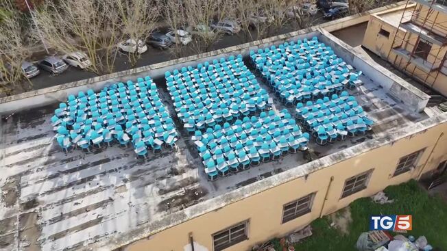 Banchi a rotelle, flop da 100 mln: guardate che fine hanno fatto
