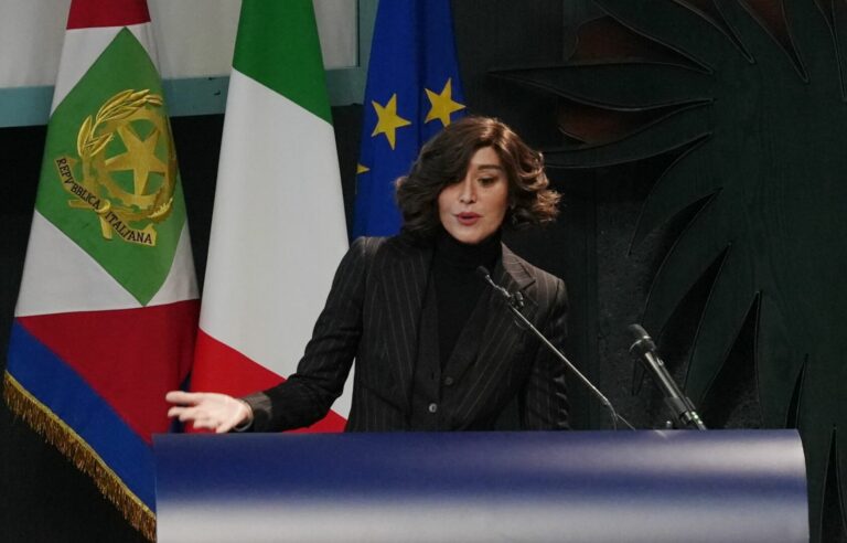 Test Medicina, Bernini: “Si cambia, puntiamo a un meccanismo più equo”