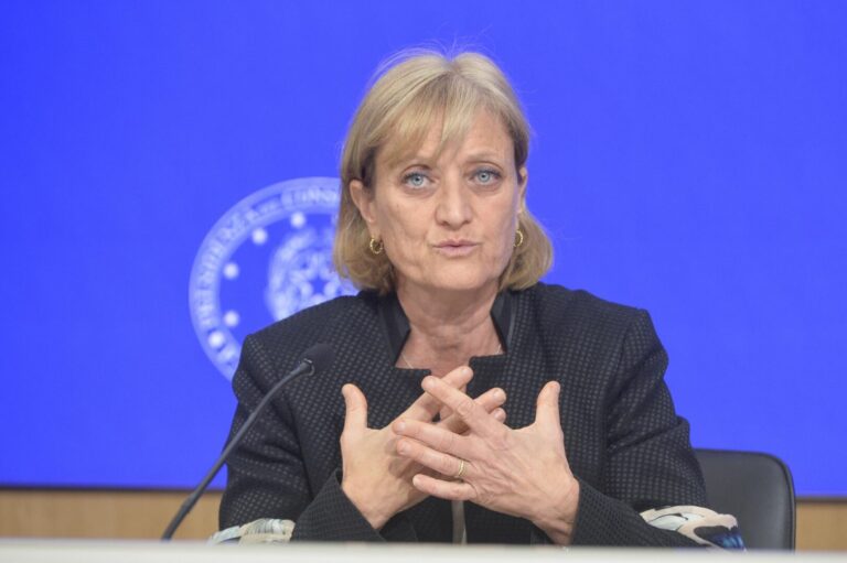 Noemi Di Segni: “Torna la paura ad essere ebrei”
