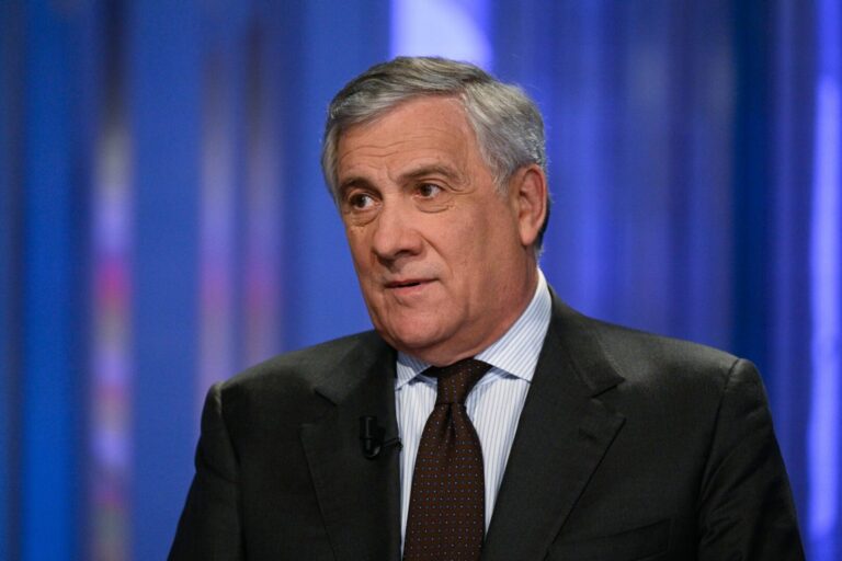 Tajani: “Ferma condanna per vile attacco alla chiesa di Istanbul”