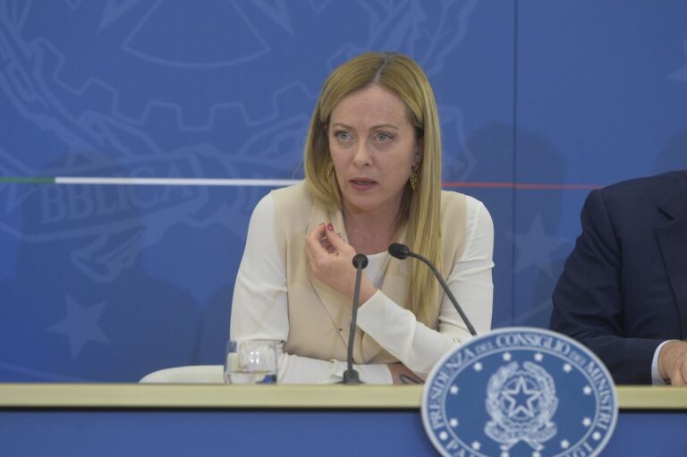Italia-Africa, Meloni: “Approccio da pari a pari per crescere insieme”