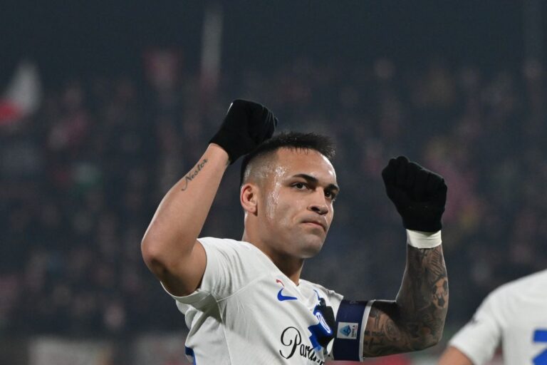 Lautaro regala la Supercoppa all’Inter, Napoli ko Lautaro regala la Supercoppa all’Inter, Napoli ko