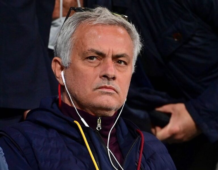 Mourinho al Napoli: De Laurentiis ci prova