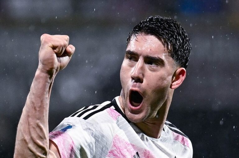 Salernitana-Juve 1-2, la decide Vlahovic