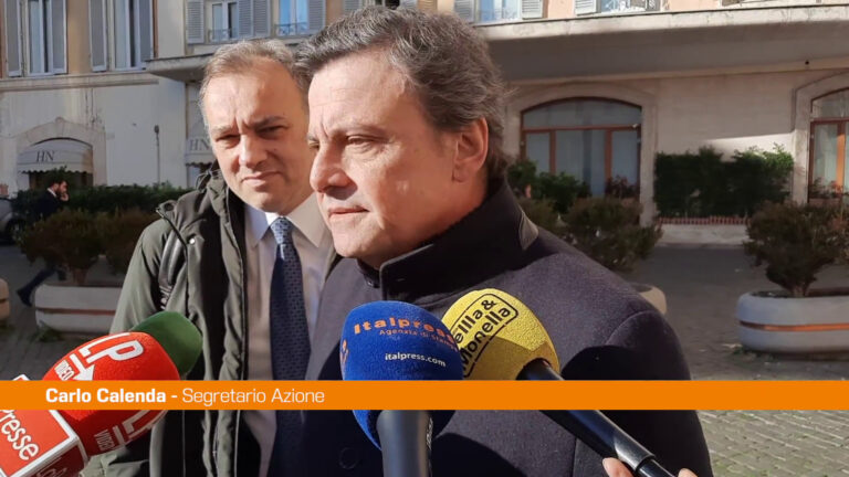 Rai, Calenda: “Per la riforma servono proposte, non sit-in”
