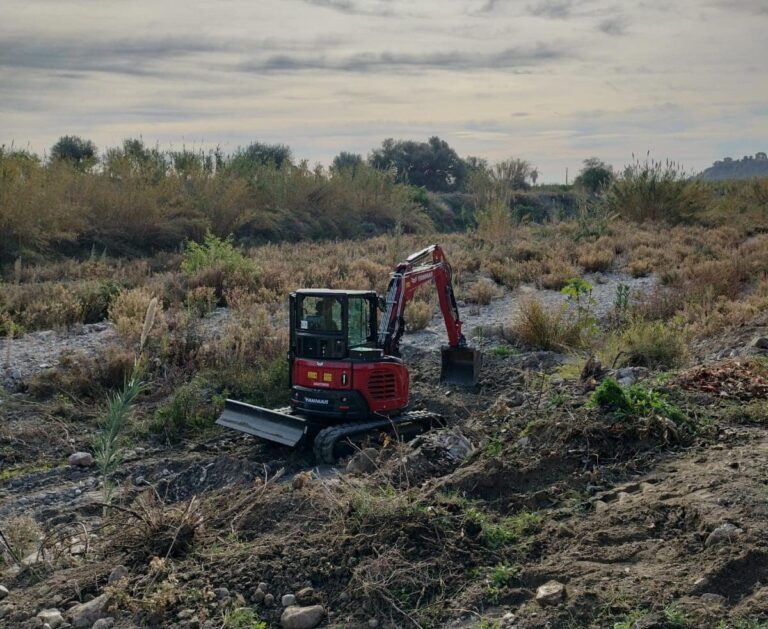 Torrente Santa Venera, avviati i lavori. Russo: “Impegno mantenuto”