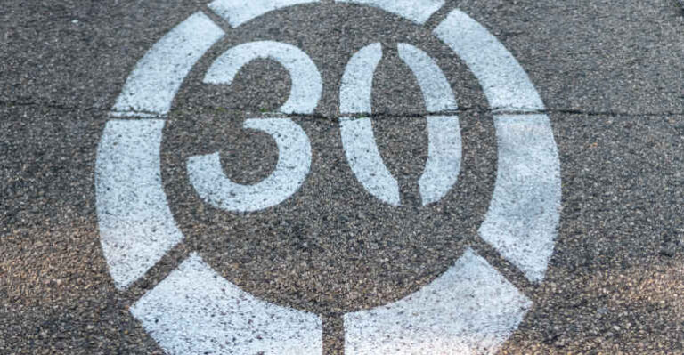 Limite 30 km/h: a Taormina prepariamo le biciclette? Limite 30 km/h: a Taormina prepariamo le biciclette?