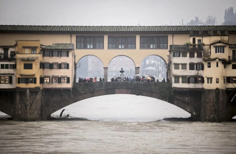 Finanziato con 7,5 milioni tunnel sotto l’Arno a Firenze Finanziato con 7,5 milioni tunnel sotto l’Arno a Firenze
