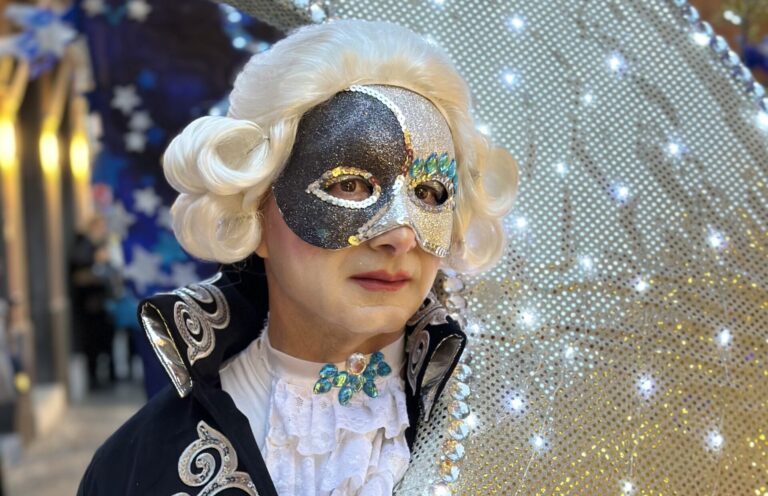 Carnevale a Taormina, i carristi: “La sfilata di martedì si farà, andiamo avanti”