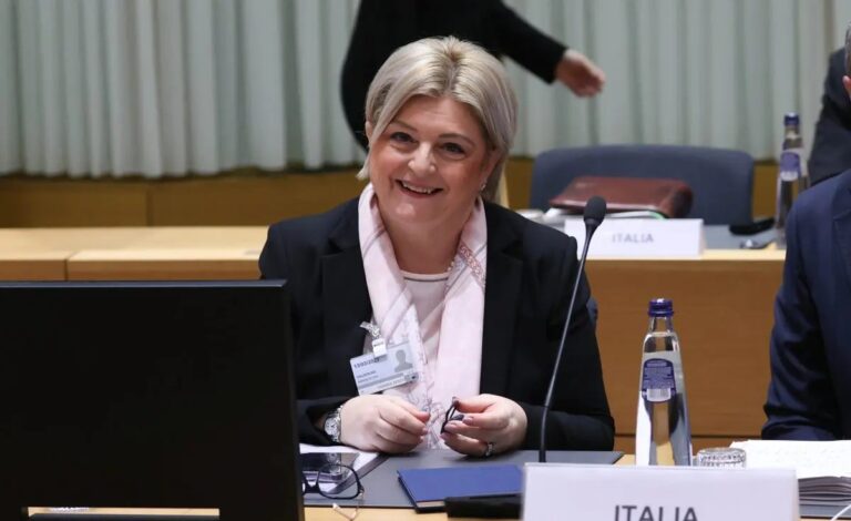 Welfare, Calderone: “No a misure spot, ma strumenti di inclusione”