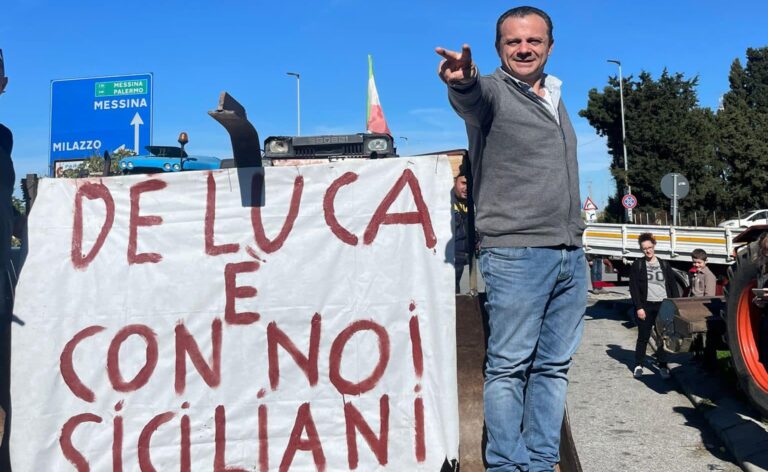Cateniade di San Valentino: I love Sicilia, Taormina aspettami…