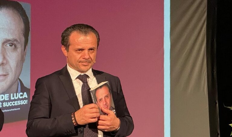 Protesta agricoltori, De Luca annuncia il blitz col trattore