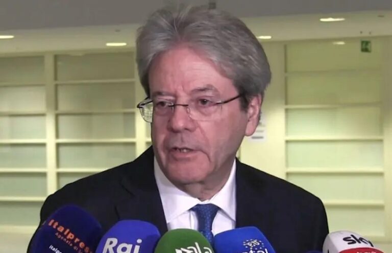 Gentiloni: “L’Europa ha evitato la recessione ma crescita bassa”