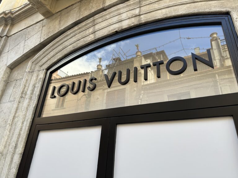 Cushman & Wakefield: la 5th Avenue è la strada più cara per gli affitti. Il lusso spinge in alto Taormina