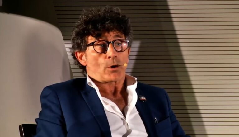 Sospensioni al “Pugliatti” Taormina, il dirigente: “Le regole si rispettano” Sospensioni al “Pugliatti” Taormina, il dirigente: “Le regole si rispettano”