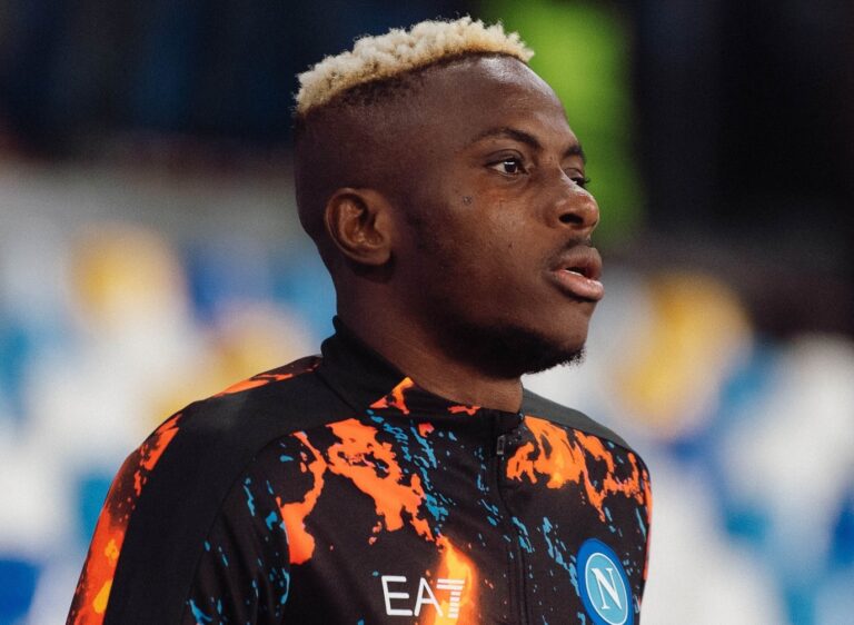 Osimhen verso l’accordo con il Chelsea, Psg spiazzato