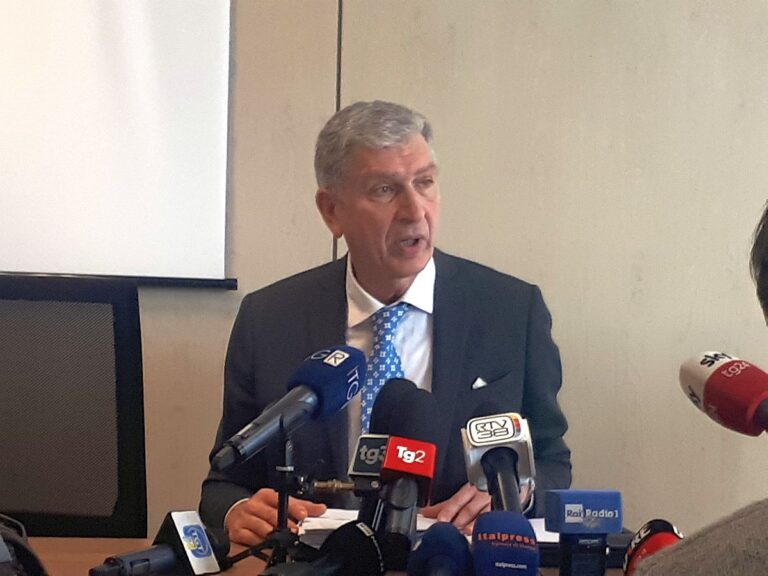 Crollo Firenze, Procuratore: “Procedimento a carico di ignoti”