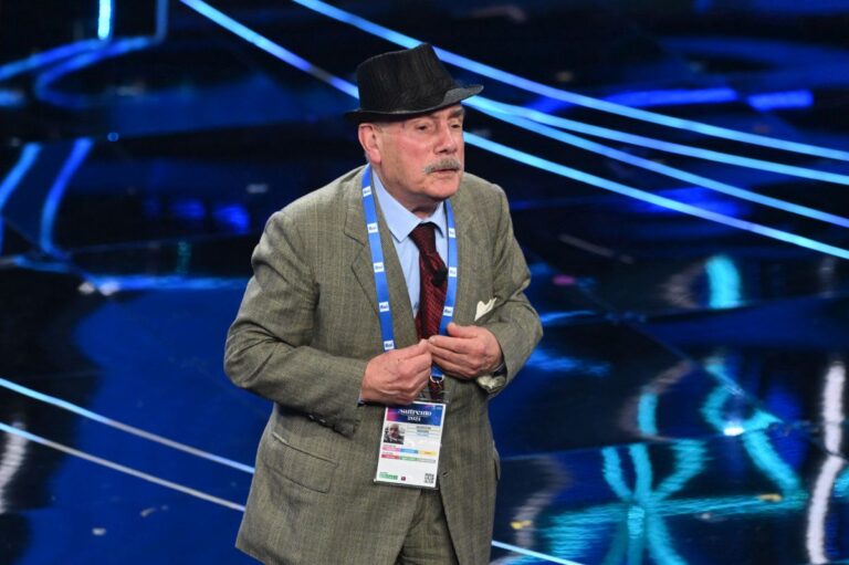 Sanremo, Ruggiero di Viva Rai2 apre la seconda serata. Si parte con Fred De Palma