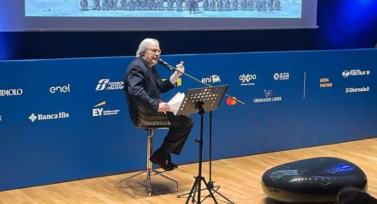 Sgarbi: “Mi dimetto da sottosegretario”