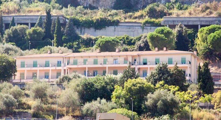 Casa di riposo Taormina, il servizio mensa in affidamento diretto a una ditta di Bronte per 65 mila euro