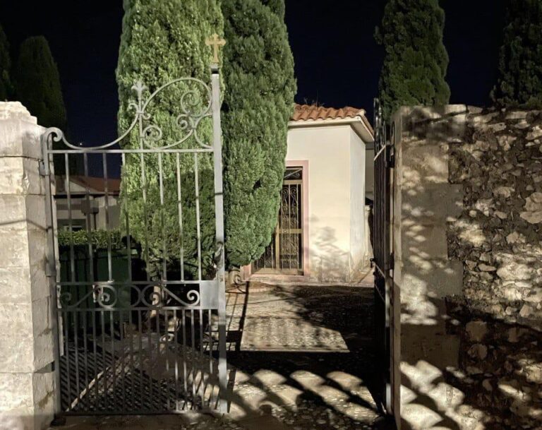 Villa e Cimitero Taormina, servizio di apertura-chiusura a privati per 16 mila €