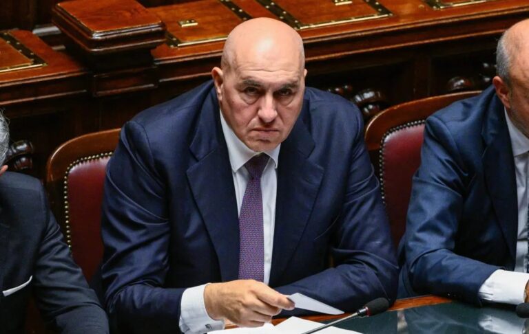 Ucraina, Crosetto: “Passo indietro adesso sarebbe un errore politico”