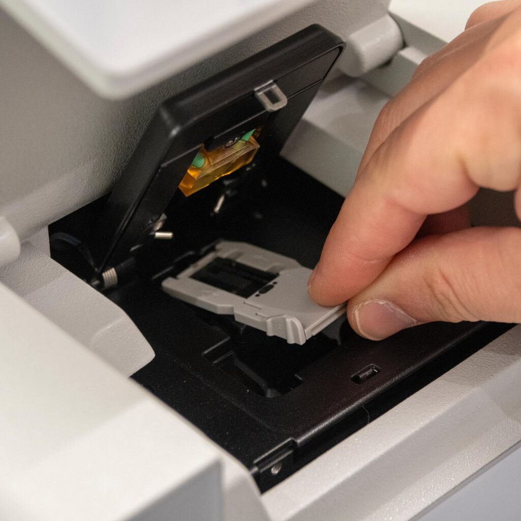 Tumori eredo-familiari: Laboratorio Analisi Emmi leader nei test genetici 1 diagnostica 02